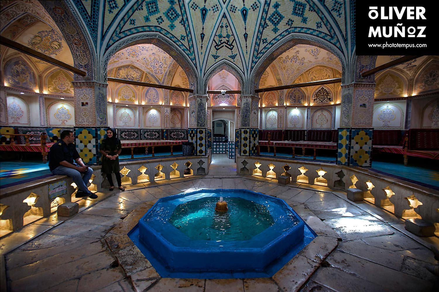 travel trip adventure pictures photographer fotografo fotografia viajes periodismo periodista aventura viaje oliver munoz phototempus retrato portrait muñoztehran isfahan yazd farsi khaju iran persa iman jomeini shahrekord bakhtiari Naqsh-e Jahan hakim ka