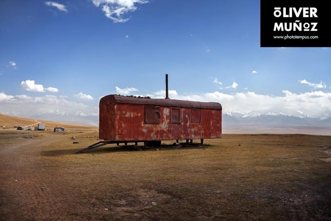 Vidas metálicas ( Kyrgyzstan )